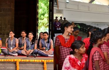 Thiru.R.N.Ravi, Hon’ble Governor of Tamil Nadu, paid floral tributes to Mahatma Gandhi on his death anniversary, witnessed the soulful rendition of Bhajan by the young artists and interacted with students, at Gandhi Mandapam - 30.01.2025.