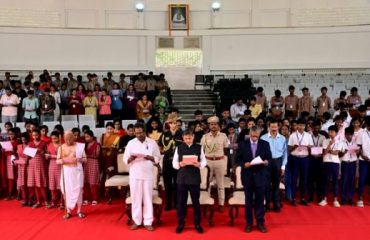 Thiru.R.N.Ravi, Hon’ble Governor of Tamil Nadu, along with students and officials took pledge against untouchability, at Gandhi Mandapam, Chennai - 30.01.2025