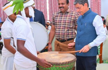 Thiru. R.N.Ravi, Hon'ble Governor of Tamil Nadu, joined the youths in cultural folk dance and played drum during inaugural ceremony of 16th Tribal Youth Exchange Program organised by 'My Bharat' - Nehru Yuva Kendra Sangathan under the Ministry of Youth Affairs & Sports, Government of India at Bharathiar Mandapam, Raj Bhavan - 08.02.2025.