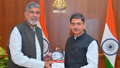 Thiru Kailash Satyarthi, Nobel Laureate, called on Thiru. R.N.Ravi, Hon'ble Governor of Tamil Nadu, at Raj Bhavan, Chennai - 12.02.2025. They had an insightful discussion over wide range of issues.