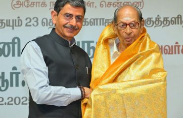 Thiru. R.N. Ravi, Hon'ble Governor of Tamil Nadu, felicitated Thiru. Seeni Viswanathan, on being conferred Padma Shri award for his contribution on compiling Mahakavi Subramania Bharathiar's literary works in chronological order at the felicitation ceremony of Padma Shri Recipient Thiru. Seeni Viswanathan at Bharatiya Vidya Bhavan Main Hall, Mylapore, Chennai on 18.02.2025. Padma Shri Dr. Nalli Kuppusamy Chetti, Dr. Vaidhya Subramaniam, Vice-Chancellor, Sastra Deemed University, Dr. Sudha Seshayyan, Director, Sastra Deemed University, Thiru. V.R.Kannan, President, Bharat Vikas Parishad, Chennai, Thiru. Vanavil K.Ravi, Vanavil Foundation, Thiru. Ma.Ki.Ramanan, Founder & Secretary, Thiruvottiyur Bharathi Pasarai, Thiru. Prabhakaran, President, Vallalar 200, and other dignitaries were present at the function.