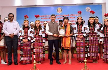 Thiru. R.N. Ravi, Hon'ble Governor of Tamil Nadu felicitated the cultural artists for their spectacular dance performance Juju Jaja (Arunachal Pradesh) and Cheraw Dance (Mizoram) held on the occasion of the Arunachal Pradesh and Mizoram State Foundation Day Celebration, at Raj Bhavan, Chennai - 19.02.2025.