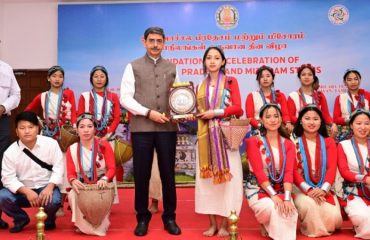 Thiru. R.N. Ravi, Hon'ble Governor of Tamil Nadu felicitated the cultural artists for their spectacular dance performance Juju Jaja (Arunachal Pradesh) and Cheraw Dance (Mizoram) held on the occasion of the Arunachal Pradesh and Mizoram State Foundation Day Celebration, at Raj Bhavan, Chennai - 19.02.2025.