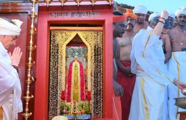 Thiru. R.N. Ravi, Hon'ble Governor of Tamil Nadu, visited the Ayya Vaikundar Avathara Pathi temple and worshiped Ayya Vaikundar Avathara Theertham at Thiruchendur Holy Sea Shore and sprinkled Holy Avathara Theertham at Ayya Vaikundar Avathara Pathi temple, Thiruchendur, Thoothukudi District - 27.02.2025.