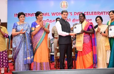 Thiru.R.N.Ravi, Hon'ble Governor of Tamil Nadu, felicitated Tmt. Jayanti, private crematorium staff along with Brigadier Ms. K.Muthulakshmi, INA veteran, Tmt. Padma Venkataraman, social activist, Tmt. Vadivukkarasi, renowned actress,Tmt. Naina Shah, President, National Association of Soroptimist International – India, Dr. Vijayalakshmy, Former HoD, Medical Sciences, NIEPMD, Chennai, Tmt. Sridevi, Eco mom Natural & Herbal Traders, Tmt. Amala, Auto Driver, , Ms.Aaliiyaa H. Jarriwala, Dr.Sujatha Pugazhendi, Dr.V.R.Devika, Dr.Vijayalakshmy, Ms.Erinda Shah, Mrs. Evelyn Stephen,Tmt. Jayanti, Ms. Krithika Kumar Quintal, Dr. Mahalakshmi Winfred, Ms.Meena Dadha, Ms. Hema Vijayakumar, Ms.R.Sridevi , Tmt. Uma Murali, Tmt. Vijaya Mahadevan, Ms,Vinolee Ramalingam, Dr. Haripriya Aravind, Dr.Sushila Menon Gopinath, Dgnd Dr. Vijaya Bharathi Rangarajan, Ms. Annapoorani ,Tmt. Kanimozhi, Tmt. Arthi Ganesh, Tmt. Kalaivani Suresh, Tmt Chellama, Tmt Ananthi,Tmt Balguni,Tmt Selvi,Tmt Kamatchi the eminent women achievers from various fields at the International Women’s Day celebration held at Raj Bhavan, Chennai - 07.03.2025.