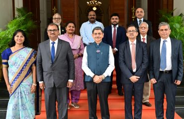 Thiru. R.N.Ravi, Hon'ble Governor of Tamil Nadu, participated as chief guest and flagged off National Maritime awareness week at Raj Bhavan, Chennai - 31.03.2025. Thiru. Killi Mohana Rao, Principal Officer, Mercantile Marine Department (MMD), Chennai and other members were present.