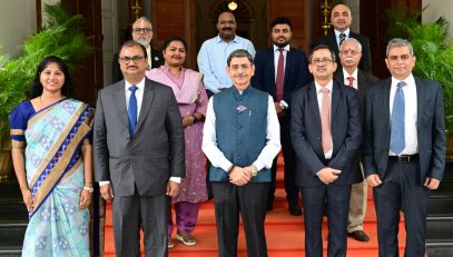 Thiru. R.N.Ravi, Hon'ble Governor of Tamil Nadu, participated as chief guest and flagged off National Maritime awareness week at Raj Bhavan, Chennai - 31.03.2025. Thiru. Killi Mohana Rao, Principal Officer, Mercantile Marine Department (MMD), Chennai and other members were present.