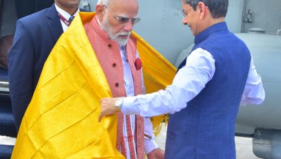 Thiru. R.N.Ravi, Hon'ble Governor of Tamil Nadu, warmly received Thiru. Narendra Modi, Hon'ble Prime Minister of India, at Mandapam helipad in Rameswaram on 06.04.2025 and presented him with all 9 volumes of the Kamba Ramayana in Tamil.