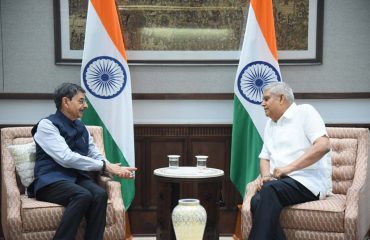 Thiru.R.N. Ravi, Hon'ble Governor of Tamil Nadu called on the Hon'ble Vice-President, Thiru. Jagdeep Dhankhar, at Vice-President's Enclave at New Delhi on 19.04.2025.