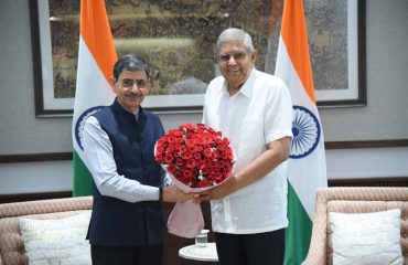 Thiru.R.N. Ravi, Hon'ble Governor of Tamil Nadu called on the Hon'ble Vice-President, Thiru. Jagdeep Dhankhar, at Vice-President's Enclave at New Delhi on 19.04.2025.