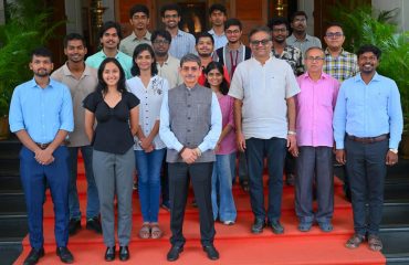 Thiru. R.N.Ravi, Hon'ble Governor of Tamil Nadu interacted with the students of Ethics & Constitution Commission 2024-25 from IIT-Madras at Raj Bhavan, Chennai on 02.05.2025.
