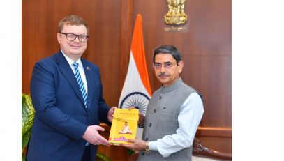 Mr. Aliaksandr Matsukou, Counsul General of the Republic of Belarus in Mumbai called on Thiru. R.N.Ravi, Hon'ble Governor of Tamil Nadu at Raj Bhavan, Chennai on 12.06.2025.
