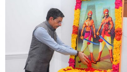 Thiru. R.N.Ravi, Hon'ble Governor of Tamil Nadu paid floral tributes to the Freedom Fighters Marudhu Brothers on commemoration of Jambudweep Proclamation Day at Raj Bhavan, Chennai - 16.06.2025.