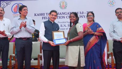 Thiru. R.N.Ravi, Hon'ble Governor of Tamil Nadu, presided over and felicitated the winners of experience sharing competition on Kashi Tamil Sangamam 3.0 at Kashi Tamil Sangamam 3.0 - 2025 felicitation ceremony organised at Raj Bhavan, Chennai - 18.06.2025. Governor also felicitated the Jury Members, Organisers and Observers of Kashi Tamil Sangamam 3.0 - 2025.