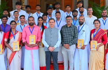 Thiru. R.N.Ravi, Hon'ble Governor of Tamil Nadu presided over and interacted with 22 students of Banaras Hindu University (BHU), Varanasi, Uttar Pradesh at valedictory program of 'Tamil Nadu Darshan 2.0' at Raj Bhavan, Chennai - 20.06.2025. An initiative of Raj Bhavan to promote Tamil among the youth with non Tamil mother tongues including incentives to North Indian students' visit to Tamil Nadu for immersive experience in Tamil language and culture. Students with Hindi mother tongue amazingly experienced conversing with ease in Tamil at their interaction with Governor. Governor hailed their linguistic prowess and distributed them Thirukkural Book (Hindi Translation). Governor encouraged them to pursue higher studies in Tamil literature in Tamil Nadu and offered needed fellowship.