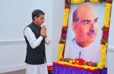 Thiru.R.N.Ravi, Hon'ble Governor of Tamil Nadu, paid floral tributes to the portrait of Dr.Syama Prasad Mukherjee, on the occasion of his birth anniversary, at Raj Bhavan, Chennai - 06.07.2025.