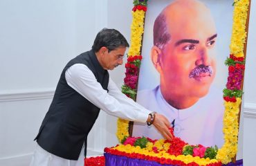 Thiru.R.N.Ravi, Hon'ble Governor of Tamil Nadu, paid floral tributes to the portrait of Dr.Syama Prasad Mukherjee, on the occasion of his birth anniversary, at Raj Bhavan, Chennai - 06.07.2025.