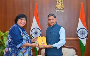 H.E. Ms. Ina H. Krisnamurthi, Ambassador of the Republic of Indonesia to India along with delegates from Indonesia Embassy called on Thiru.R.N.Ravi, Hon'ble Governor of Tamil Nadu at Raj Bhavan, Chennai on 24.07.2025. Hon’ble Governor of Tamil Nadu presented Tirukkural book to them.