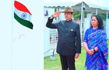 Thiru. R.N.Ravi, Hon’ble Governor of Tamil Nadu hoisted the National Flag on the occasion of 79th Independence day at Raj Bhavan, Chennai - 15.08.2025. Tmt.Laxmi Ravi, First Lady of Tamil Nadu and members of Raj Bhavan family were present.