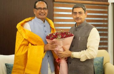 Thiru.R.N.Ravi, Hon'ble Governor of Tamil Nadu called on Thiru. Shivraj Singh Chouhan, Hon'ble Union Minister of Agriculture and Farmers Welfare, Government of India at New Delhi on 23.08.2025. Governor had discussed various issues pertaining to the farmers and craftsmen of Tamil Nadu and thanked him for him strong commitment and positive support towards welfare of the farmers and craftsmen and for the development of Tamil Nadu.