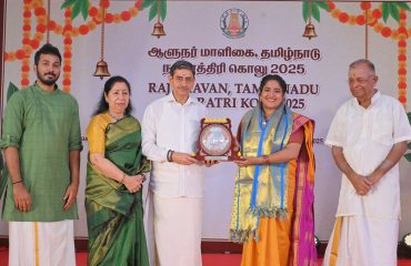 Thiru.R.N.Ravi, Hon’ble Governor of Tamil Nadu and Tmt.Laxmi Ravi, First Lady of Tamil Nadu, performed Navaratri Puja, witnessed and felicitated Selvi.V.U.M. Aishwarya, for her Carnatic Devotional Bhajan performance and Dr. Vijay Madhavan & team for their Bharatanatyam performance on the occasion of Navaratri Kolu celebration at Raj Bhavan, Chennai - 26.09.2025. Hundreds of general public participated on the 5th day of Navaratri Kolu festival at Raj Bhavan, Chennai.