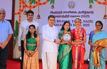 Thiru.R.N.Ravi, Hon’ble Governor of Tamil Nadu and Tmt.Laxmi Ravi, First Lady of Tamil Nadu, performed Navaratri Puja, witnessed and felicitated the students of Bridge Academy for Devotional song performances, Selvi.S.Drisya for Bharatanatyam performance and the students of Vivekananda Vidyalaya School, Vysarpadi, Chennai for their Bhajan performance on the occasion of Navaratri Kolu celebration at Raj Bhavan, Chennai - 29.09.2025. Hundreds of general public participated on the 8th day of Navaratri Kolu festival at Raj Bhavan, Chennai. With more than 2,400 present and over 16,000 joining virtually since day one, this vibrant celebration pulses with living devotion, rich culture, and joyous festivity, strengthening the oneness of our society and weaving a radiant tapestry of collective spirit and celebration.