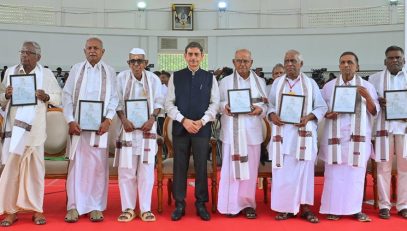 Thiru. R.N.Ravi, Hon'ble Governor of Tamil Nadu, felicitated Nine Gandhians for their distinguished service to the society. He also felicitated Safai Karmacharis of Gandhi Mandapam and Student winning state level essay competition on the occasion of Gandhi Jayanthi celebrations held at Gandhi Mandapam, Guindy, Chennai - 02.10.2025.