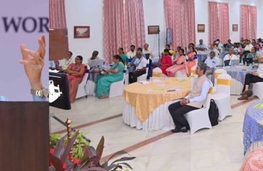 Thiru. R.N.Ravi, Hon'ble Governor of Tamil Nadu, participated as Chief Guest and inaugurated the Workshop on 'Using Digital and Artificial intelligence Tools for Effective Learning Experience' and felicitated Dr.S.Shankar Sriram, Recipient of National Award to Teachers - Higher Education Category, from Tamil Nadu and addressed the participants at Bharathiar Mandapam, Raj Bhavan, Chennai - 06.10.2025. Hundreds of Academicians and faculty members from Central, State, Private and Deemed Universities, Higher Educational Institutions and School Educational Institutions participated in the one day Workshop.