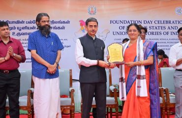 Thiru. R.N. Ravi, Hon'ble Governor of Tamil Nadu, on the occasion of the Foundation Day Celebrations of various States and Union Territories (Tamil Nadu, Andhra Pradesh, Chandigarh, Chhattisgarh, Haryana, Karnataka, Kerala, Delhi, Madhya Pradesh, Punjab, Uttarakhand, Andaman & Nicobar Island, Jammu & Kashmir, Lakshadweep, Puducherry and Ladakh) felicitated 34 distinguished individuals from various walks of life from those states and union territories who are now settled and residing in Tamil Nadu, contributing significantly to the society and development of Tamil Nadu through their dedicated services at the function held at Bharathiar Mandapam, Raj Bhavan, Chennai - 01.11.2025. More than 1000 number of students and participants enthusiastically participated in the Foundation Day Celebrations.