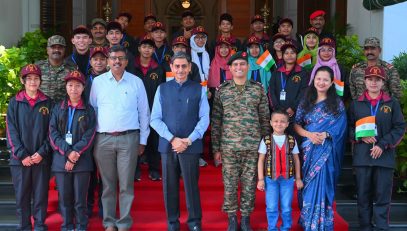 Thiru. R.N.Ravi, Hon'ble Governor of Tamil Nadu, had an fruitful interaction with the student delegates from Manipur as a part of 'National Integration Tour' organised by 44 Mountain Brigade and 7th Madras Regiment at Raj Bhavan, Chennai - 12.11.2025.