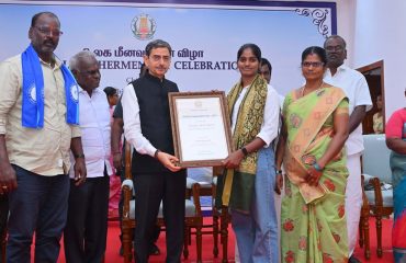Thiru. R.N.Ravi, Hon’ble Governor of Tamil Nadu, felicitated fifteen Fishermen for their remarkable contributions towards Nation, and addressed hundreds of members of fishers community, fishers associations, entrepreneurs and stakeholders at World Fishermen Day - 2025 celebration held at Bharathiar Mandapam, Raj Bhavan, Chennai - 24.11.2025.