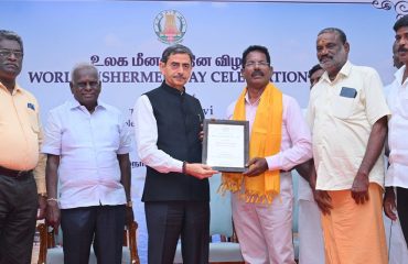 Thiru. R.N.Ravi, Hon’ble Governor of Tamil Nadu, felicitated fifteen Fishermen for their remarkable contributions towards Nation, and addressed hundreds of members of fishers community, fishers associations, entrepreneurs and stakeholders at World Fishermen Day - 2025 celebration held at Bharathiar Mandapam, Raj Bhavan, Chennai - 24.11.2025.