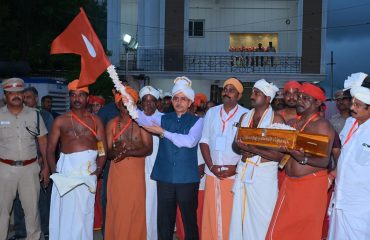 Thiru. R.N. Ravi, Hon'ble Governor of Tamil Nadu flagged off the Holy Yatra of Ahilathirattu Ammanai Udhaya Dhina of Ayya Vaikundar at Manali, Chennai - 30.11.2025.