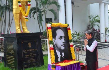 Thiru.R.N.Ravi, Hon'ble Governor of Tamil Nadu, along with students of TI School paid floral triubutes to Dr. B.R. Ambedkar on the occassion of his 70th Mahaparinirvan Diwas (Memorial Day) at Lok Bhavan, Chennai - 06.12.2025.