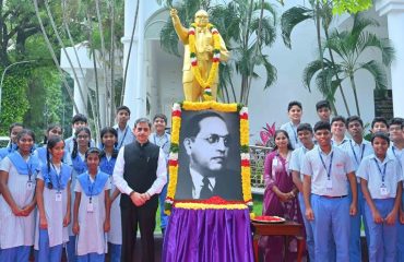 Thiru.R.N.Ravi, Hon'ble Governor of Tamil Nadu, along with students of TI School paid floral triubutes to Dr. B.R. Ambedkar on the occassion of his 70th Mahaparinirvan Diwas (Memorial Day) at Lok Bhavan, Chennai - 06.12.2025.