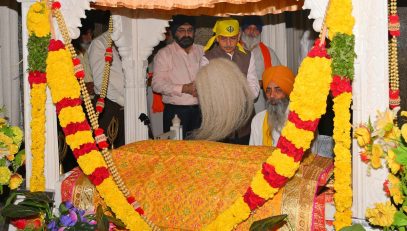 Thiru. R.N. Ravi, Hon'ble Governor of Tamil Nadu, joined devotees from across India in Kirtans and paid obeisance to Guru Nanak Dev Ji on the occasion of the Annual Sangam of Sri Guru Nanak Sat Sangh Sabha at Gurudwara Sri Guru Nanak Dham, Rameswaram, Ramanathapuram District- 15.01.2026.
