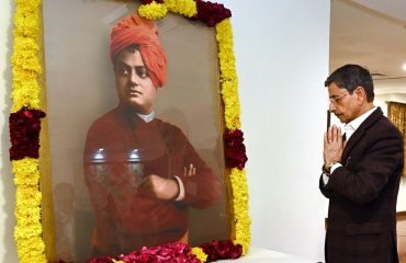 Thiru.R.N.Ravi, Hon’ble Governor of Tamil Nadu, paid floral tribute to Swami Vivekananda on the occasion of Swami Vivekananda birth anniversary at Podhigai Tamil Nadu House, New Delhi - 12.01.2026.