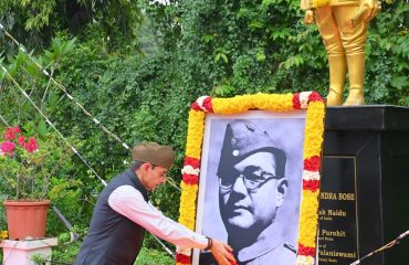 Thiru. R.N.Ravi, Hon'ble Governor of Tamil Nadu, paid floral tribute to Netaji Subhas Chandra Bose on the occasion of Netaji Subhas Chandra Bose birth anniversary - Parakram Diwas at Lok Bhavan, Chennai on 23.01.2026.