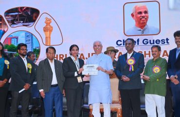 Thiru. Rajendra Vishwanath Arlekar, Hon’ble Governor of Tamil Nadu participated as Chief Guest and distributed certificates & medals to the excelled participants at the valedictory session of two days conference on “Needhikkalam 2026 – Jurisprudence for 2047 Igniting Legal Minds for a Developed Bharat” at VIT, Chennai - 22.03.2026.