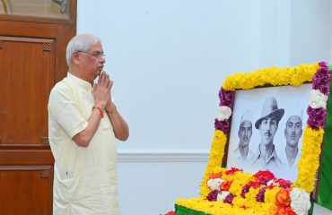 On the solemn occasion of Shaheed Diwas, Thiru. Rajendra Vishwanath Arlekar, Hon'ble Governor of Tamil Nadu, paid respectful tributes to the immortal martyrs Bhagat Singh, Shivaram Rajguru, and Sukhdev Thapar for their unparalleled courage, sacrifice, and unwavering commitment to the nation continue to inspire generations at Lok Bhavan, Chennai - 23.03.2026.