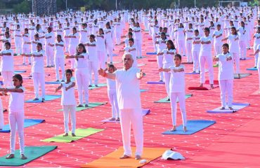 Thiru. Rajendra Vishwanath Arlekar, Hon’ble Governor of Tamil Nadu, along with over 1,500 students, participated in the 12th International Day of Yoga 2026 celebrations at the University Ground of Tamil Nadu Agricultural University, Coimbatore on 21.06.2026. The Hon’ble Governor practiced key yoga asanas along with the students and shared deeper insights into the importance of Yoga and its role in promoting holistic health and well-being.