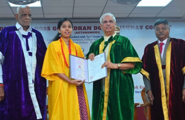 Thiru. Rajendra Vishwanath Arlekar, Hon’ble Governor of Tamil Nadu participated as chief guest and presented the degrees and medals to the students at the 59th Graduation Day of Dwaraka Doss Goverdhan Doss Vaishnav College, held at Dwaraka Auditorium, Dwaraka Doss Goverdhan Doss Vaishnav College, Arumbakkam, Chennai - 11.07.2026.