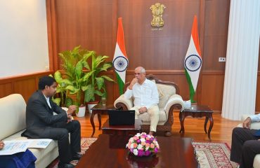Thiru. Rajendra Vishwanath Arlekar, Hon'ble Governor of Tamil Nadu discussed with the officials about Census 2027 self-enumeration process at Lok Bhavan, Chennai on 17.07.2026. Thiru. Sajjansingh R.Chavan, I.A.S., Secretary to Governor, Thiru. M.Sundaresh Babu, I.A.S., Director, Census Operations, Tamil Nadu, Tmt. Chitra Vijayan, I.A.S., Deputy Commissioner (Revenue & Finance), Greater Chennai Corporation and officials were present.