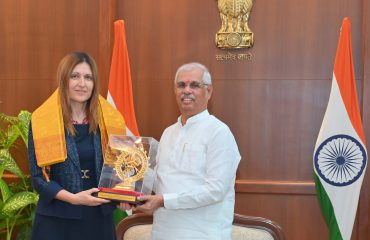 Ms. Mariana L. Neisuler, Consul General of United States in Chennai, called on Thiru. Rajendra Vishwanath Arlekar, Hon’ble Governor of Tamil Nadu at Lok Bhavan, Chennai - 27.07.2026