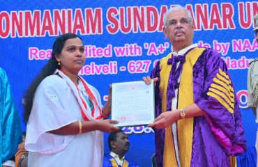 Thiru. Rajendra Vishwanath Arlekar, Hon'ble Governor of Tamil Nadu and Chancellor of Manonmaniam Sundaranar University, participated and presented the medals and degrees to 950 students, presided over the 33rd convocation of Manonmaniam Sundaranar University, held at the V.O.Chidambaranar Auditorium, Manonmaniam Sundaranar University, Tirunelveli - 28.07.2026.