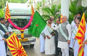 Thiru. Rajendra Vishwanath Arlekar, Hon'ble Governor of Tamil Nadu, participated as the Chief Guest and flagged off the Drug-Free Pledge Campaign vehicle at the inauguration of the State-level launch of the 10 Crore Person Drug-Free Pledge Mega Campaign at Bharathiar Mandapam, Lok Bhavan, Chennai - 05.08.2026.