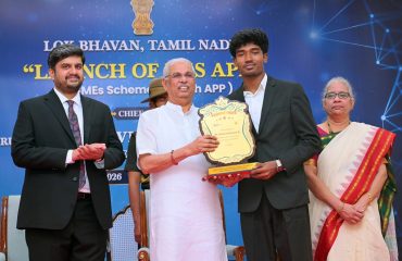 Thiru. Rajendra Vishwanath Arlekar, Hon'ble Governor of Tamil Nadu launched “MSS APP” (MSME’s schemes search APP) soft launch and Felicitated the Faculties and Students involved in the development of the “MSS App” (MSME’s schemes search App) at Bharathiar Mandapam, Lok Bhavan, Chennai - 07.08.2026.