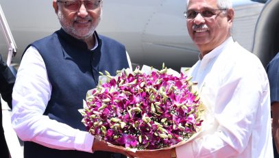 Thiru. C. P. Radhakrishnan, Hon’ble Vice-President of India, was warmly received by Thiru. Rajendra Vishwanath Arlekar, Hon’ble Governor of Tamil Nadu, upon his arrival at Chennai Airport - 16.08.2026.