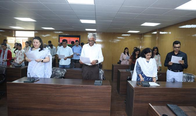 Swachhata Pledge being taken by Officers and Staff of DGDE on 22-09-2023