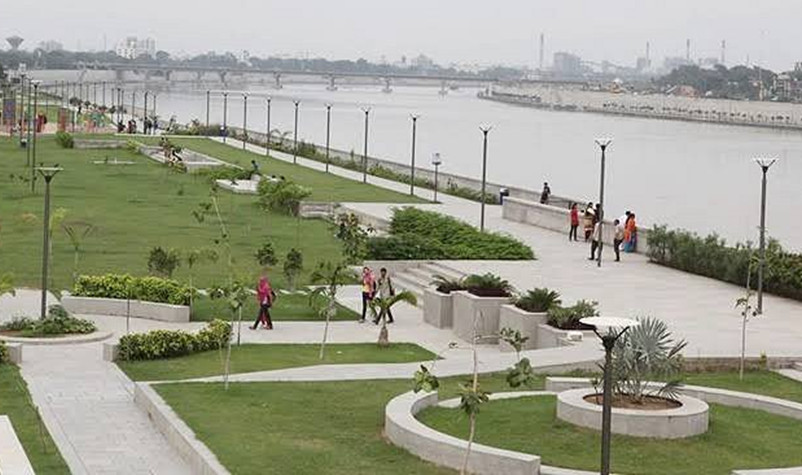 SABARMATI RIVER FRONT-AHMEDABAD